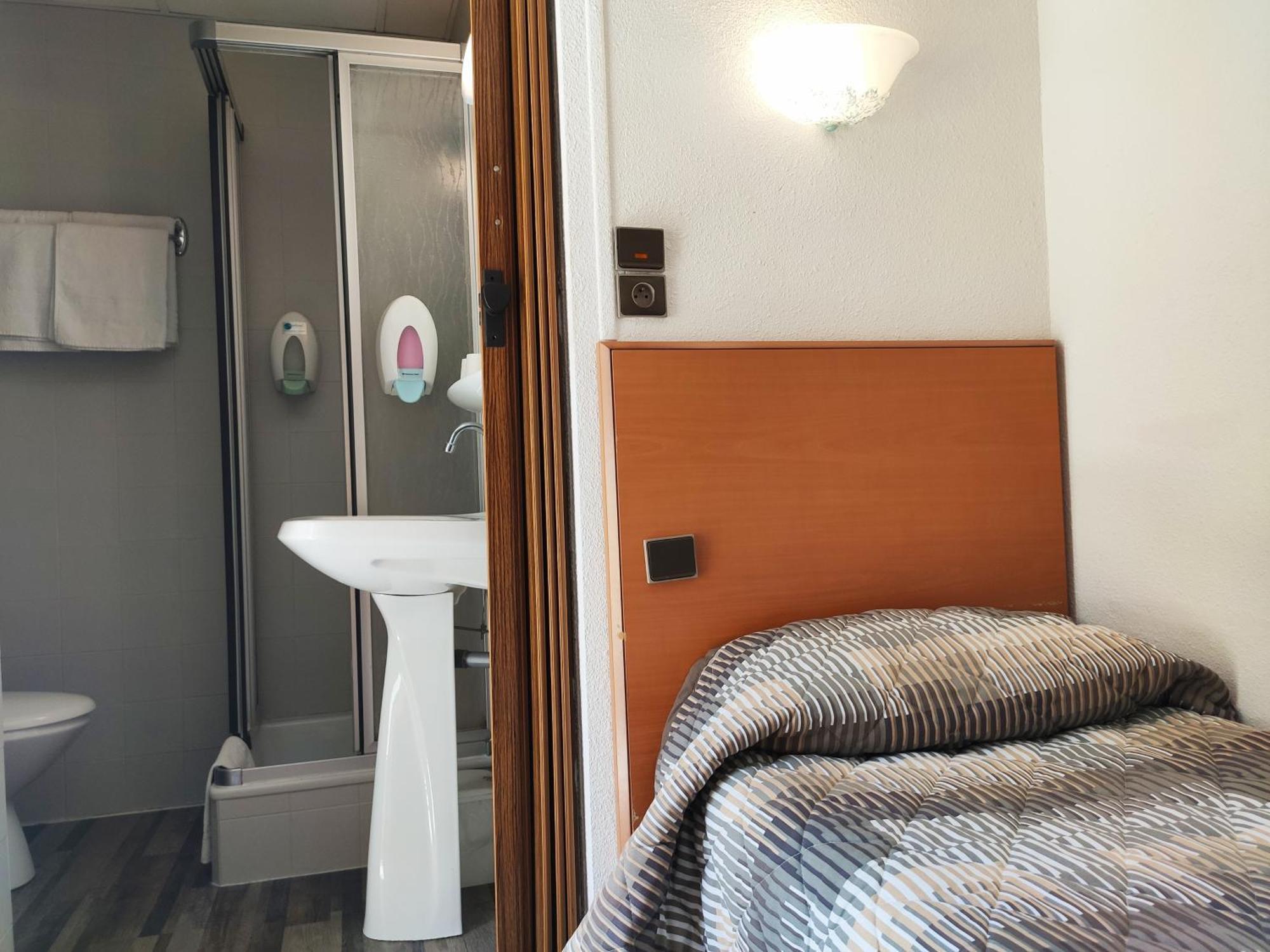 Hotel Compostelle Lourdes